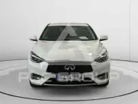 2017 Infinity Q30