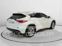 2017 Infinity Q30