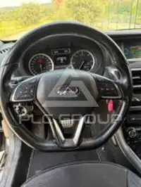 2017 Infinity Q30