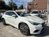 2017 Infinity Q30