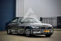 2017 Volvo S90