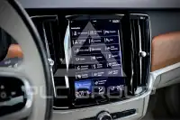 2017 Volvo S90