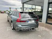 2017 Volvo V90