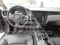 2017 Volvo V90