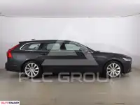 2017 Volvo V90