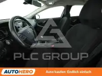 2017 Volvo V40