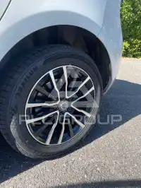 2017 Volvo V40