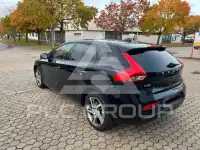 2017 Volvo V40