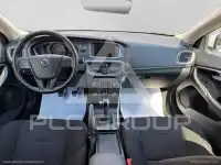 2017 Volvo V40
