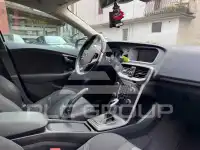 2017 Volvo V40