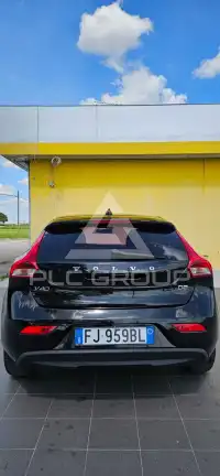 2017 Volvo V40