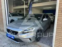 2017 Volvo V40
