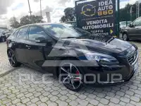 2017 Volvo V40
