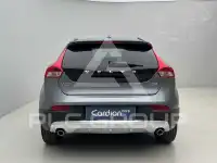 2017 Volvo V40