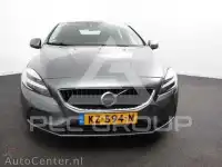 2017 Volvo V40