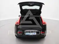 2017 Volvo V40