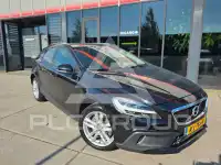 2017 Volvo V40