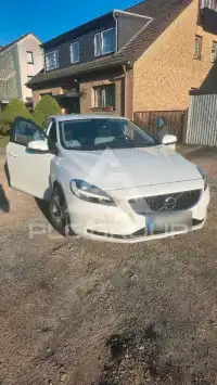 2017 Volvo V40