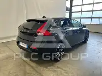 2017 Volvo V40