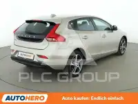 2017 Volvo V40