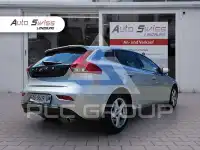 2017 Volvo V40