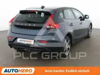 2017 Volvo V40