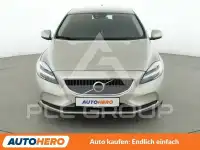 2017 Volvo V40