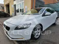 2017 Volvo V40