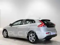 2017 Volvo V40
