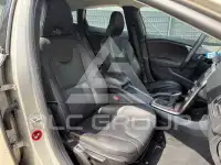 2017 Volvo V40