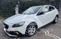 2017 Volvo V40
