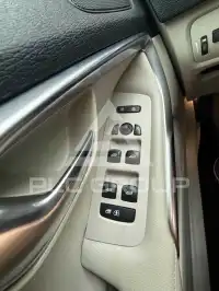 2017 Volvo V40