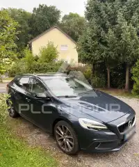 2017 Volvo V40