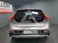 2017 Volvo V40