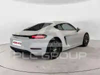 2017 Porsche Cayman
