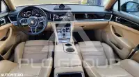 2017 Porsche Panamera