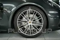 2017 Porsche Panamera