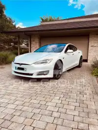 2017 Tesla Model S