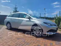 2017 Toyota AURIS