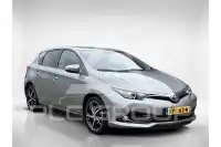 2017 Toyota AURIS