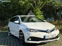 2017 Toyota AURIS