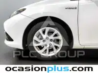 2017 Toyota AURIS