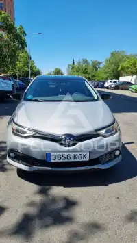 2017 Toyota AURIS