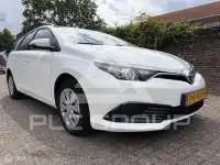 2017 Toyota AURIS