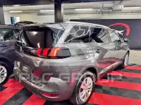 2017 Peugeot 5008