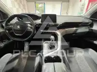 2017 Peugeot 5008
