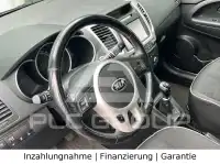 2017 KIA Venga