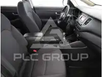 2017 KIA Carens