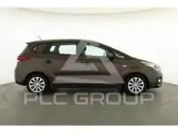2017 KIA Carens