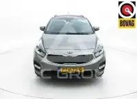 2017 KIA Carens